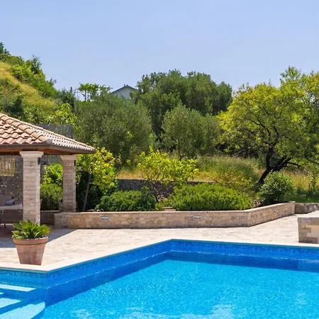 Villa None Kate By Guide