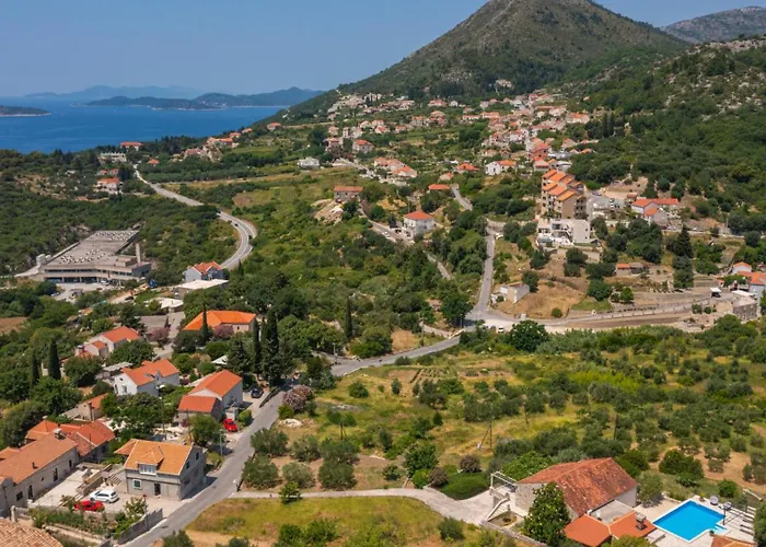 Villa None Kate By Guide *